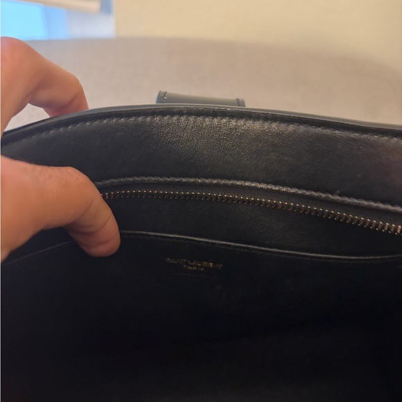 Saint Laurent Monogram Cabas Leather - Picture 6 of 7